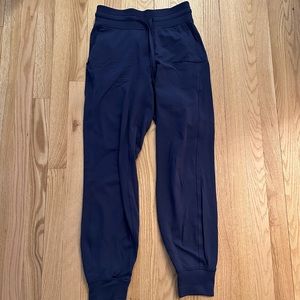 NWOT Ready to Rulu HR Jogger